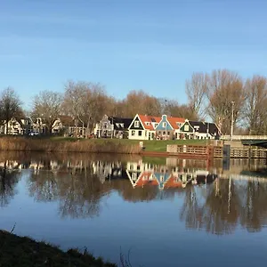 Canal Sight Guest house