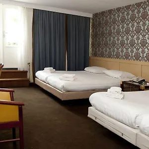 Hotel 74 ***