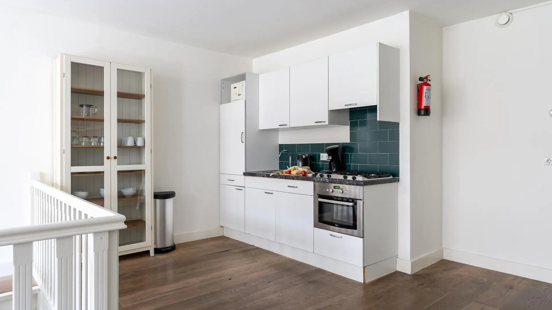 Amsterdam Dockside Flats Aparthotel