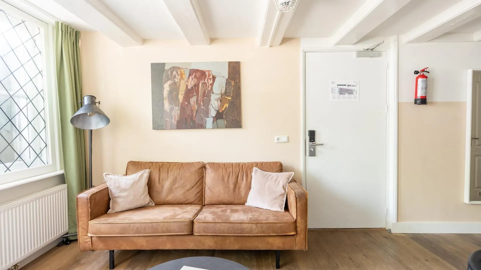 Amsterdam Dockside Flats Aparthotel
