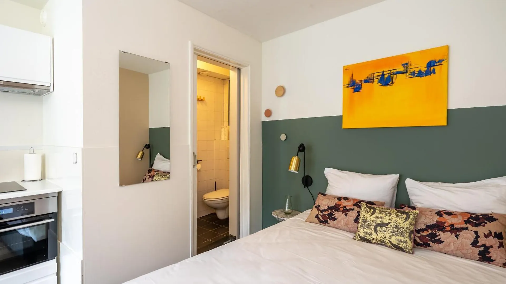 Amsterdam Dockside Flats Aparthotel 4*,  Netherlands